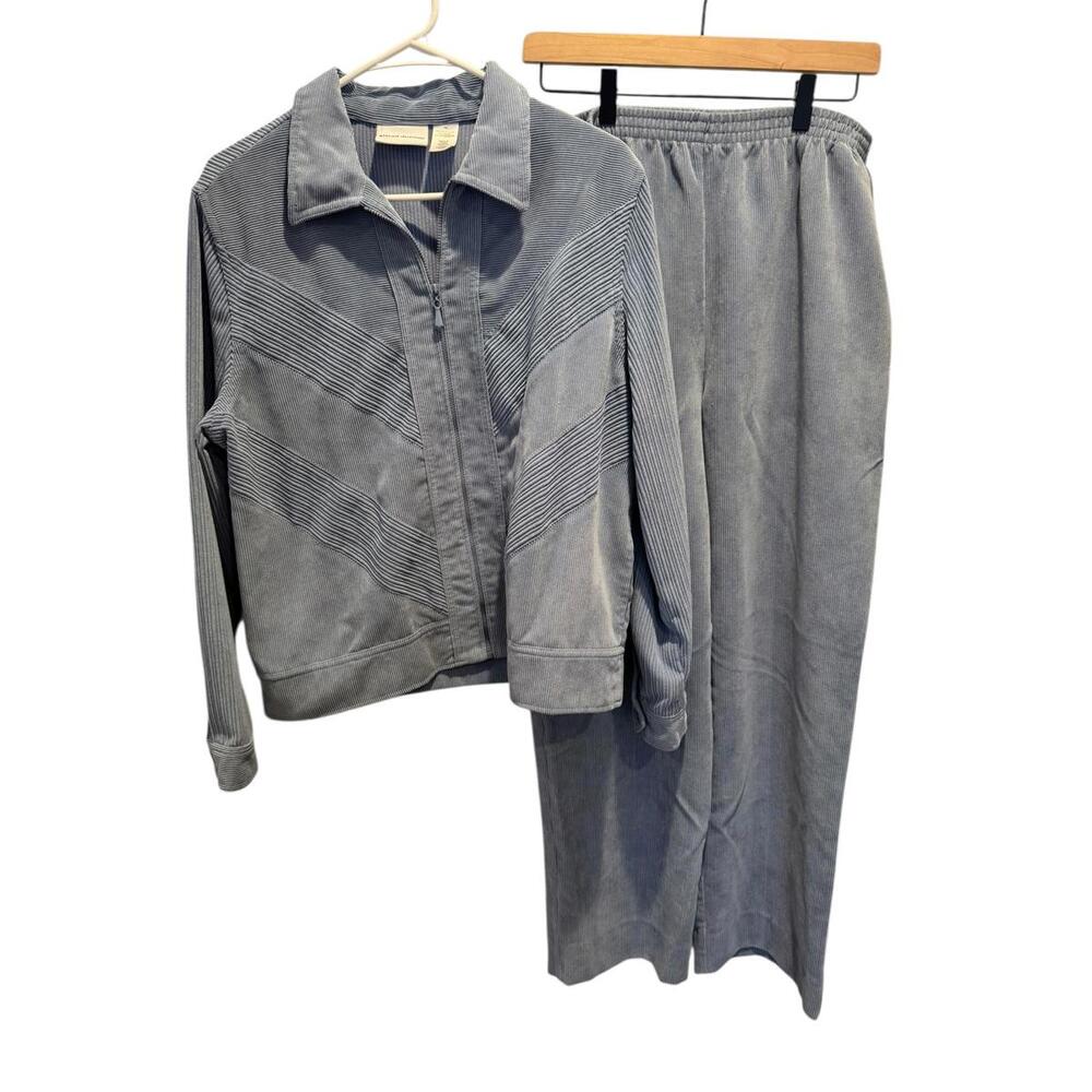 Vintage Felt Alfred Dunner Size 14 Track Suit